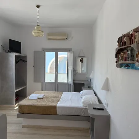 Hellas Fira (Santorini)