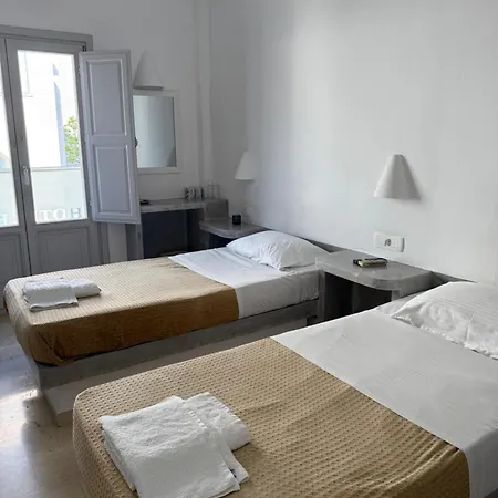 Hellas Fira (Santorini)