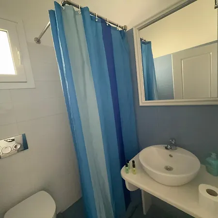 Hellas Отель Тира